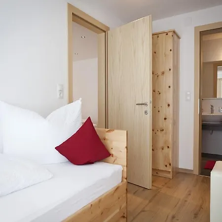 Ferienwohnung Alois Ferienglück Nauders Zimmer foto